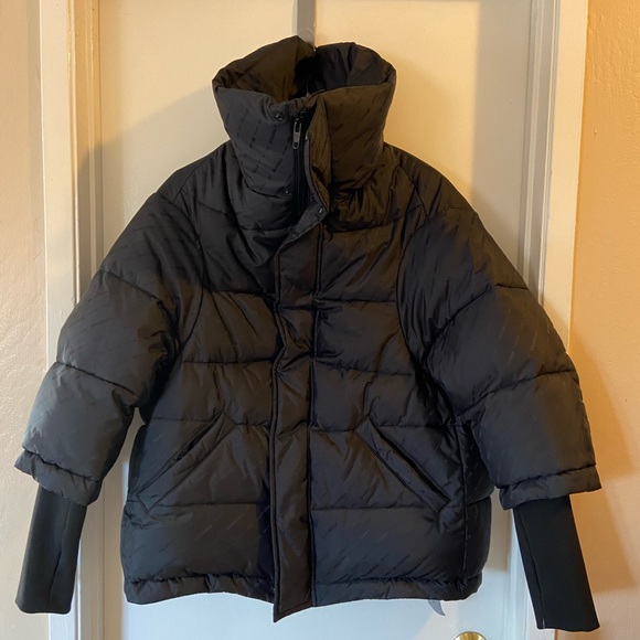 **NWOT**BALENCIAGA Swing Puffer Jacket women’s - Picture 6 of 16